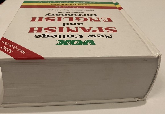 Vox New College Spanish and English Dictionary Second Edition - Picture 6 of 10